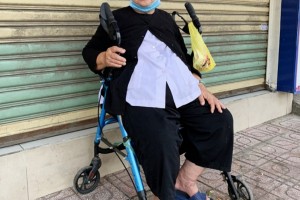 TP Hồ Chí Minh:  Mua nhà ở xã hội, cụ bà 91 tuổi mòn mỏi đợi chờ Giấy chứng nhận chủ quyền