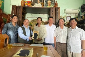 Gặp gỡ người sưu tầm tiền cổ tại Lagi, Bình Thuận